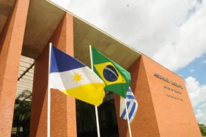 IrmÃÂ£ e chefe de gabinete de deputada sÃÂ£o suspeitas de integrar esquema de servidores fantasmas