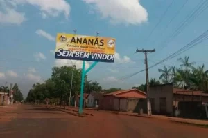 TCE ver irregularidades e suspende licitaÃÂ§ÃÂ£o de R$ 8,5 milhÃÂµes em AnanÃÂ¡s