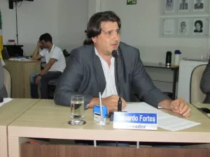 Fortes solicita ao Executivo Municipal equipamentos de proteÃÂ§ÃÂ£o individual aos Agentes de SaÃÂºde e de Combate a Endemias