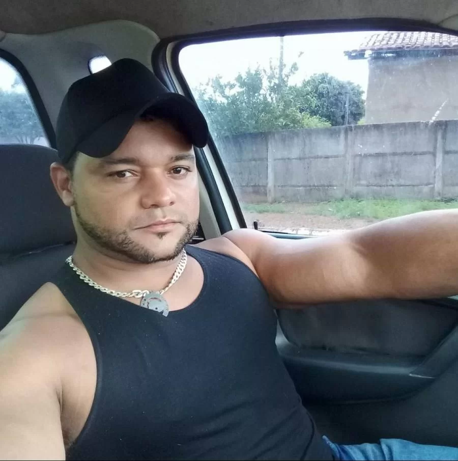 Homem ÃÂ© morto com golpes de faca em Colinas do Tocantins