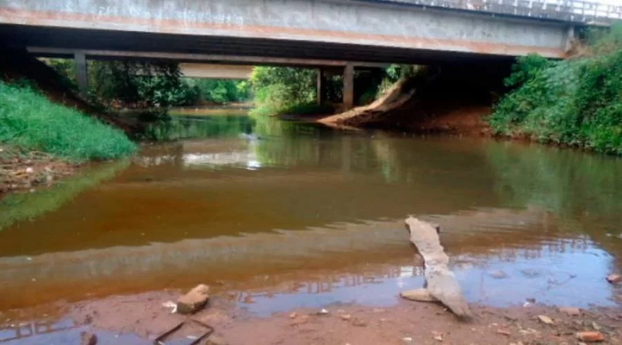 JustiÃÂ§a condena BRK Ambiental por poluir o rio Lontra em AraguaÃÂ­na