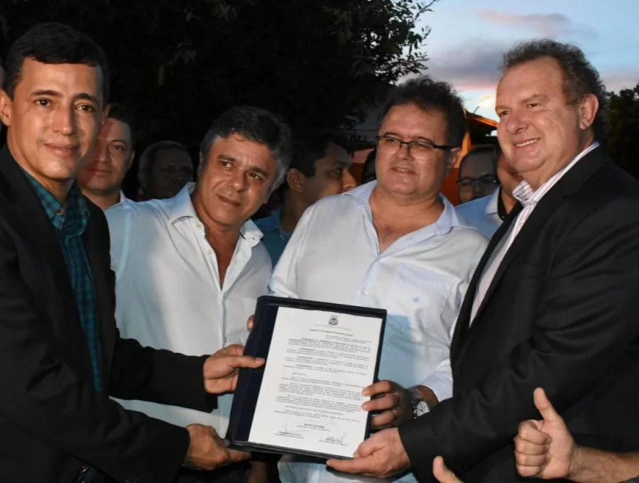 Conhecido por 'honrar' suas promessas Carlesse deve vir ao PPA em Colinas e anunciar a tÃÂ£o sonhada estadualizaÃÂ§ÃÂ£o do Hospital nesta sexta