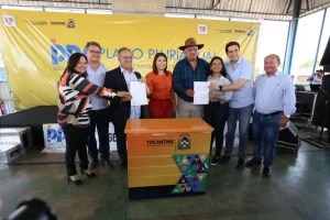 Escolas de Colinas e regiÃÂ£o recebem equipamentos educacionais durante consulta pÃÂºblica do PPA