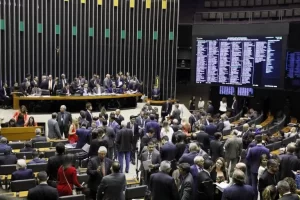 PlenÃÂ¡rio da CÃÂ¢mara pode votar projeto que altera recolhimento do Imposto sobre ServiÃÂ§os