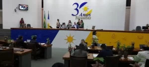 Fim de sessÃÂ£o; regularizaÃÂ§ÃÂ£o fundiÃÂ¡ria e emendas parlamentares entre temas de destaque na Assembleia