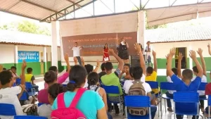 Alunos da rede Municipal e Estadual de Colinas participam de excursÃÂ£o no dia do Turismo