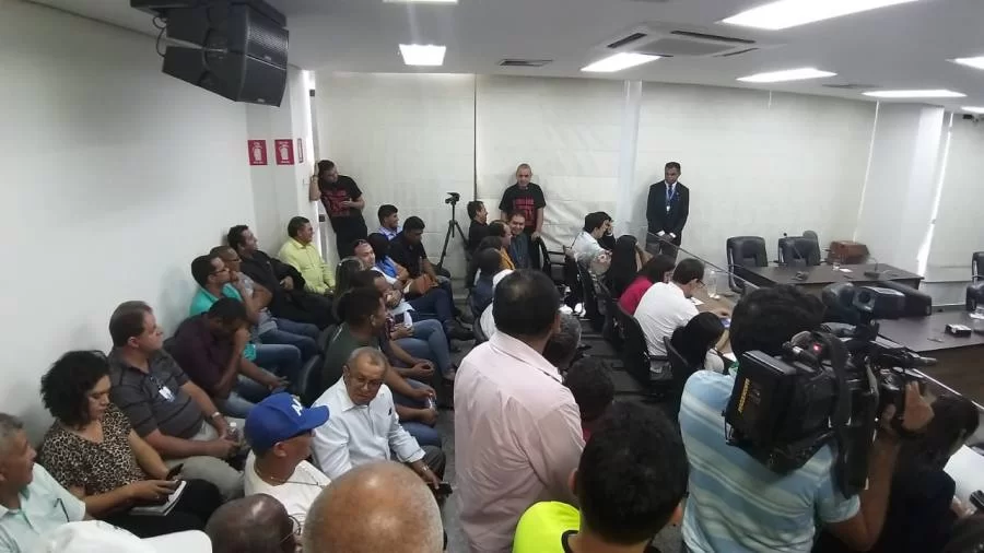 Data-base dos servidores passa pela ÃÂºltima comissÃÂ£o antes de ir a plenÃÂ¡rio com ÃÂ­ndice de 1% como quer o governo