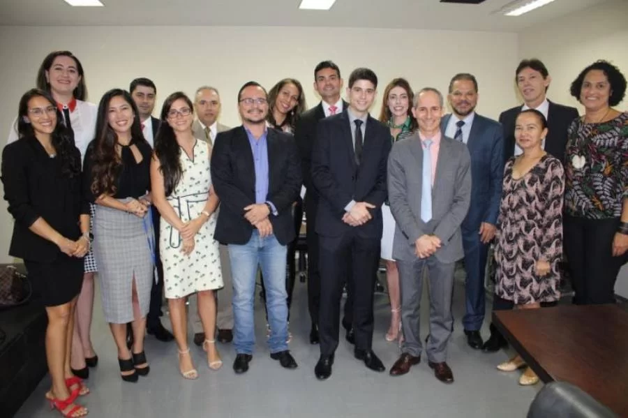 APROETO comemora a posse de Renan Sales de Meira, aprovado no III Concurso da PGE/TO