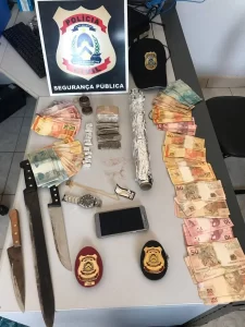 Traficante ÃÂ© preso apÃÂ³s tentar fugir de abordagem da PolÃÂ­cia Civil em ItacajÃÂ¡