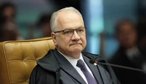 Ministro rejeita trÃÂ¢mite de novo pedido de Lula contra execuÃÂ§ÃÂ£o provisÃÂ³ria da pena