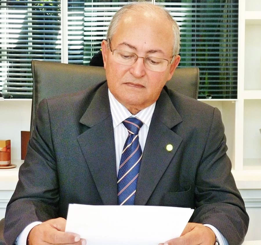 Bastidores: Governo deverÃÂ¡ realizar novo troca-troca nas pastas do Estado