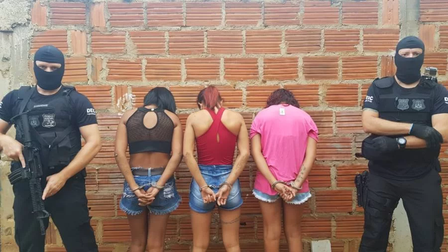 OperaÃÂ§ÃÂ£o Rosetta desarticula participaÃÂ§ÃÂ£o feminina em facÃÂ§ÃÂ£o nacional