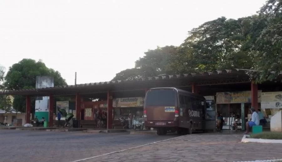 MinistÃÂ©rio PÃÂºblico Estadual investiga suposto benefÃÂ­cio ÃÂ  esposa de vereador em Colinas do Tocantins e parlamentar alega perseguiÃÂ§ÃÂ£o