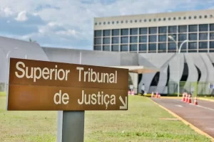 Terceira SeÃÂ§ÃÂ£o decide que tabela da OAB nÃÂ£o ÃÂ© obrigatÃÂ³ria para advogado dativo em processo penal