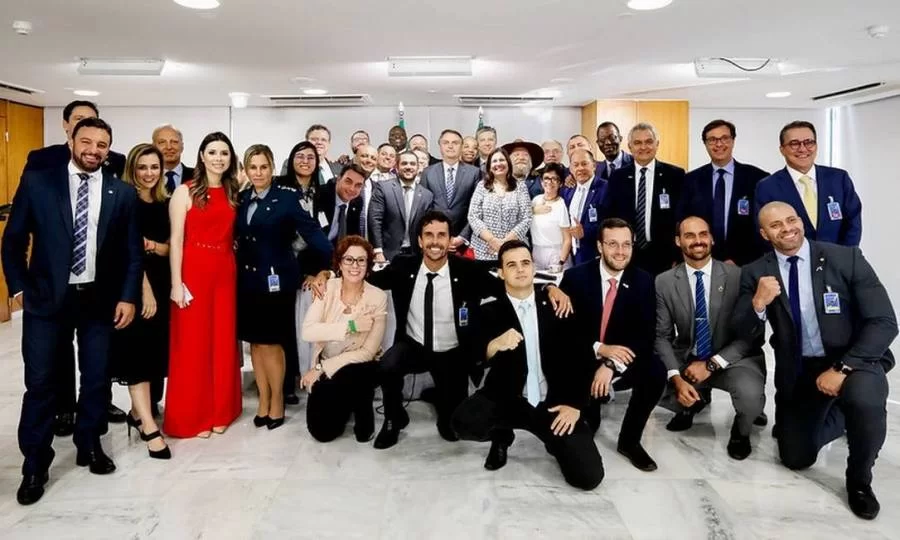 Bolsonaro anuncia saÃÂ­da do PSL e criaÃÂ§ÃÂ£o da AlianÃÂ§a pelo Brasil