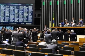 Congresso mantÃÂ©m veto ÃÂ  emissÃÂ£o eletrÃÂ´nica de carteira de trabalho