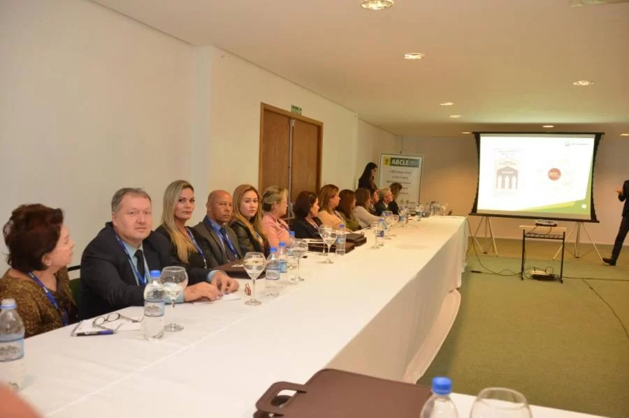 Servidores relatam aproveitamentos em reuniÃÂµes paralelas ÃÂ  ConferÃªncia da Unale