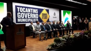 Presidente do Senado ÃÂ© agraciado com titulo de cidadÃÂ£o Tocantinense