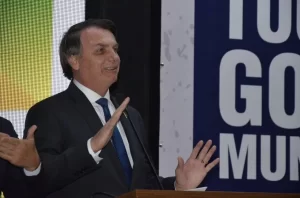 Jair Bolsonaro volta atrÃÂ¡s e deve deixar pÃÂ¡tio multimodal em Gurupi