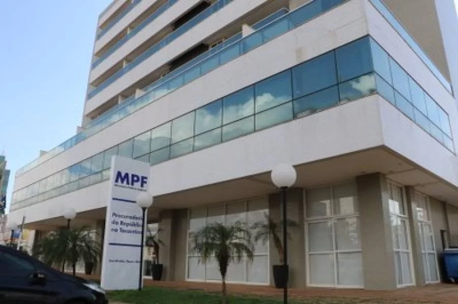 OperaÃÂ§ÃÂ£o ÃÂpia: MPF apresenta denÃÂºncia contra pessoas usadas para ocultaÃÂ§ÃÂ£o e lavagem de dinheiro desviado dos cofres pÃÂºblicos