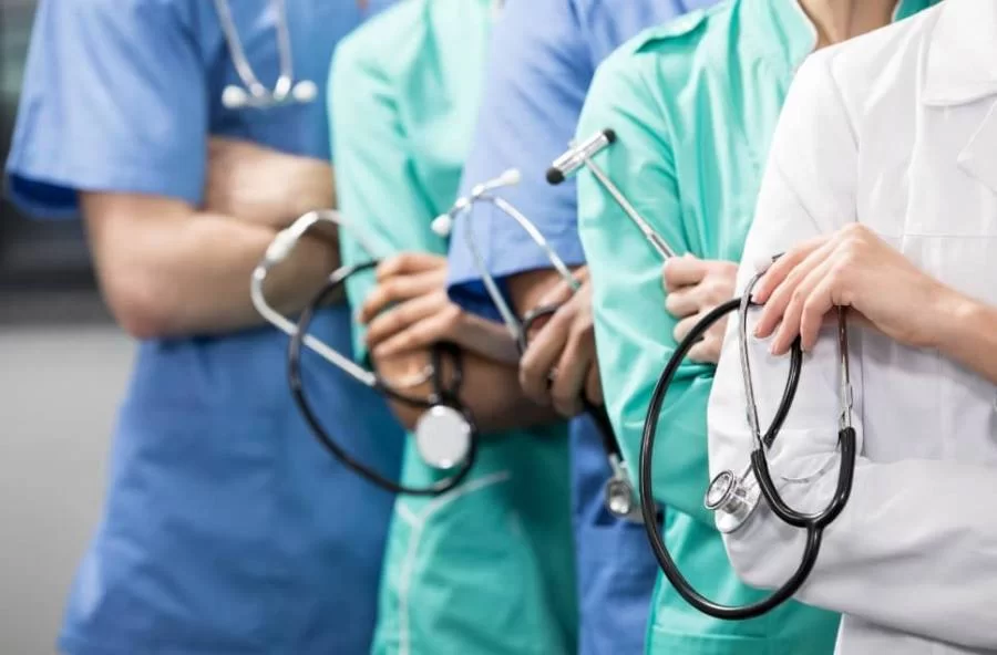 COSEMS-TO divulga 03 vagas para farmacÃªuticos e 34 para mÃÂ©dicos no Tocantins