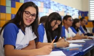 Aulas na rede estadual de ensino comeÃÂ§am no dia 3 de fevereiro