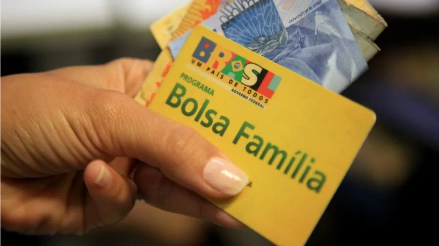 Governo divulga calendÃÂ¡rio de pagamento do Bolsa FamÃÂ­lia para 2020