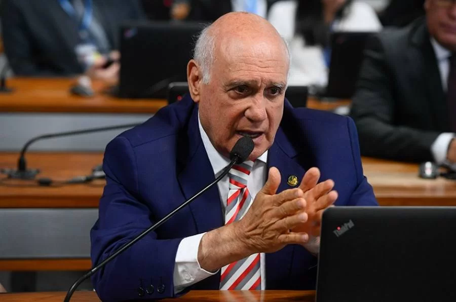 CCJ do Senado analisarÃÂ¡ PEC que dÃÂ¡ fim a mandatos vitalÃÂ­cios de ministros do STF