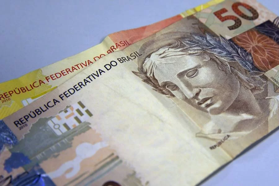 Mercado financeiro reduz estimativa de inflaÃÂ§ÃÂ£o este ano para 3,58%