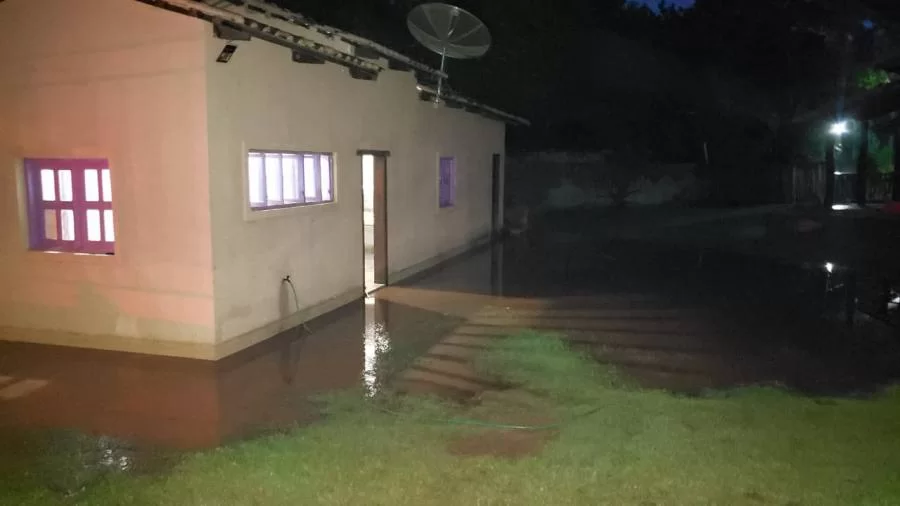 Defesa Civil Municipal orienta populaÃÂ§ÃÂ£o sobre como proceder em caso de alagamentos em imÃÂ³veis e acÃÂºmulo de ÃÂ¡gua nas vias