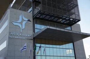 JustiÃÂ§a libera Franklin Douglas apÃÂ³s pagamento de fianÃÂ§a de R$ 1 milhÃÂ£o