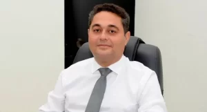 ATM aponta dificuldade das prefeituras de pagar novo piso dos professores