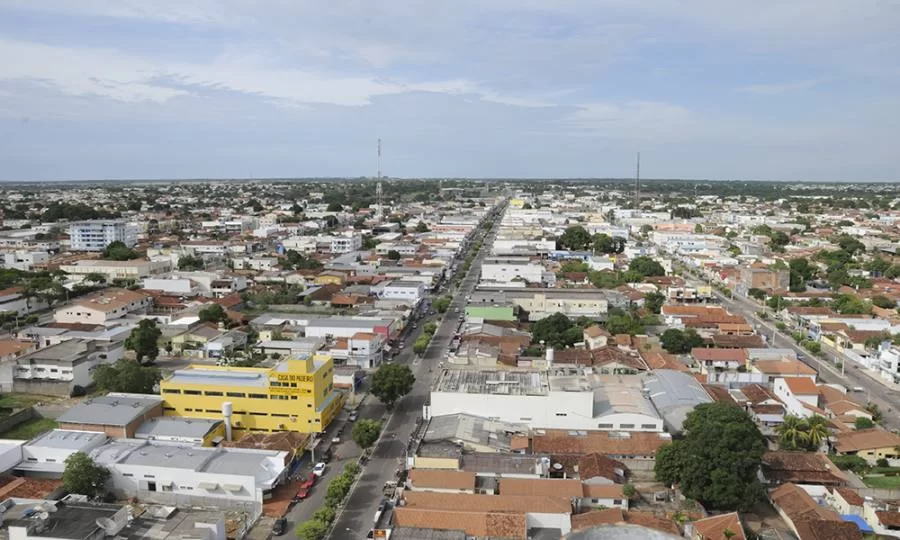 PolÃÂ­cia Civil e Militar prendem suspeitos de contrabando de cigarros na cidade de Gurupi