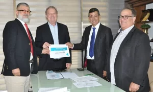 Mauro Carlesse assina Acordo de CooperaÃÂ§ÃÂ£o para recuperaÃÂ§ÃÂ£o do Rio JavÃÂ¡es