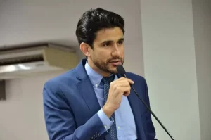 Com saÃÂ­da de lideranÃÂ§as, Andrino deve assumir diretÃÂ³rio municipal do PSB