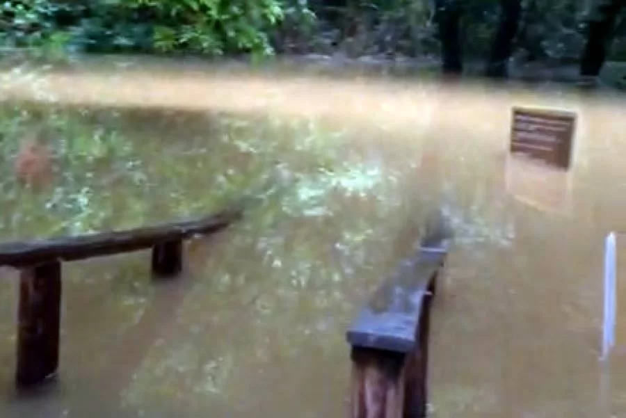 Sudeste: Rios Azuis transborda e turismo deve ficar prejudicado