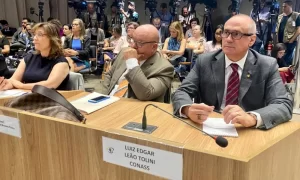 Em BrasÃÂ­lia, Tocantins alinha estratÃÂ©gias para controle do novo coronavÃÂ­rus