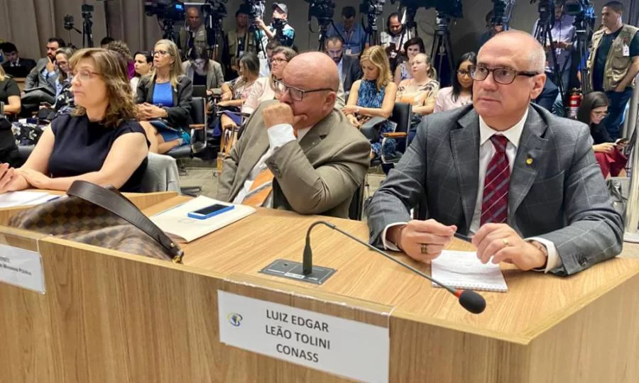 Em BrasÃÂ­lia, Tocantins alinha estratÃÂ©gias para controle do novo coronavÃÂ­rus