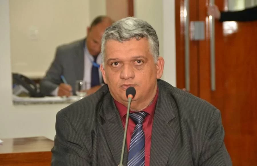 Ivan Vaqueiro promete oposiÃÂ§ÃÂ£o, maioria na CÃÂ¢mara e diz que Celso Morais "apoiou polÃÂ­tico que nÃÂ£o tem compromisso com a cidade"