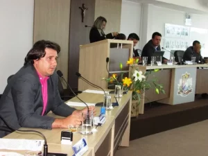 Eduardo Fortes propÃÂµe ao Executivo CriaÃÂ§ÃÂ£o de escolinhas de futebol para crianÃÂ§as e adolescentes nos Bairros