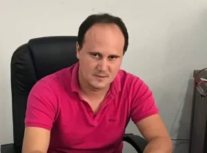 Paulo Gomes vai ÃÂ  reeleiÃÂ§ÃÂ£o e disputarÃÂ¡ a prefeitura contra o seu tio, Eurivaldo