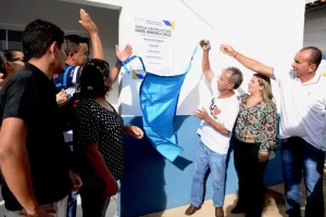 Lagoa da ConfusÃÂ£o comemora 29 anos e ganha   Centro de ConvivÃªncia dos Idosos e nova ambulÃÂ¢ncia