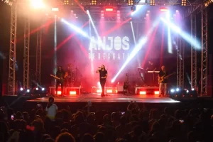 Cerca de 20 mil pessoas passaram pelo circuito Ã¢â¬ËCapital da FÃÂ©Ã¢â¬â¢ nesse domingo