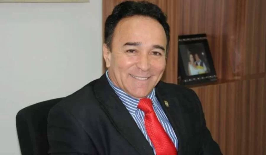 JoÃÂ£o Oliveira declina da prÃÂ©-candidatura em GuaraÃÂ­ e serÃÂ¡ candidato em Presidente Kennedy