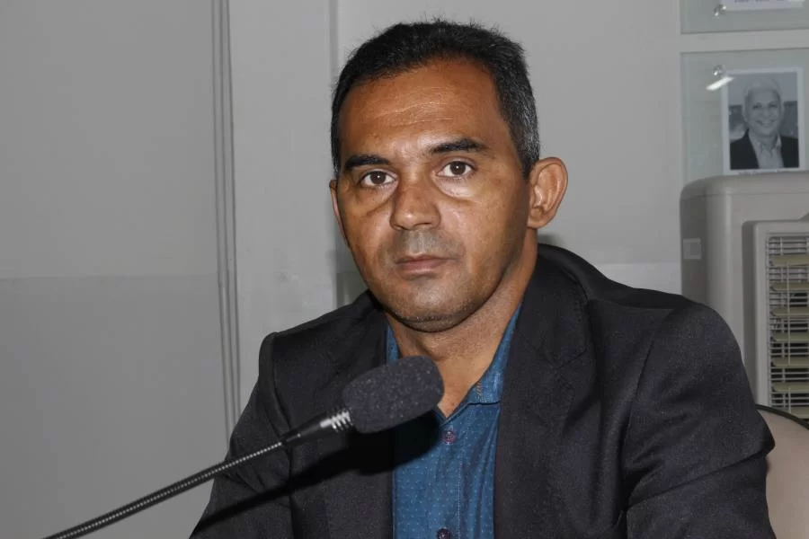 Vereador Claudio do Trevo comemora entrega de nova ambulÃÂ¢ncia e reforma de posto de saÃÂºde no Povoado Trevo da Praia