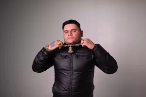 MC Pogba ultrapassa 6,5 milhões de ouvintes no Spotify e conquista o Brasil com “Rabetão de Terremoto”