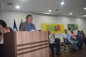 Ivory recebe lideranÃÂ§as polÃÂ­ticas durante lanÃÂ§amento do Movimento 65 no TO