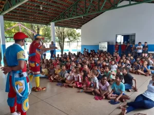 Conselho de Consumidores de Energia ElÃÂ©trica leva informaÃÂ§ÃÂµes para escolas