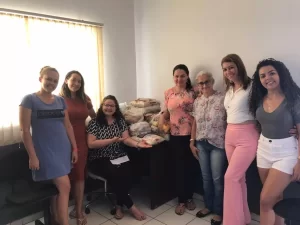 Em comemoraÃÂ§ÃÂ£o ao dia da Mulher ClÃÂ­nica Equilibrium realiza aÃÂ§ÃÂ£o solidÃÂ¡ria em parceira por Escola Odimar Lopes