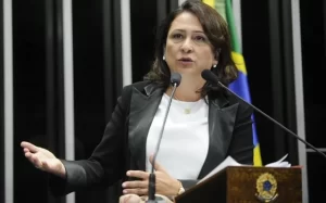 Reviravolta: senadora KÃÂ¡tia Abreu recolhe assinaturas e serÃÂ¡ eleita a nova coordenadora da bancada federal do Tocantins nesta quarta, ÃÂ s 17h